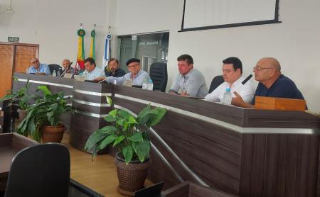 Prefeito Renato Machado participa de reunião com DNIT