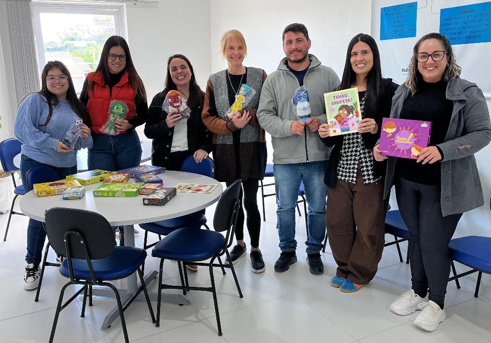 Secretária Daniele Campana Campani e equipe da Saúderetaria de Saúde