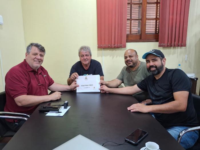 Ato de assinatura do Programa